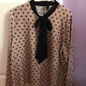 Chococat blouse in excellent condition.